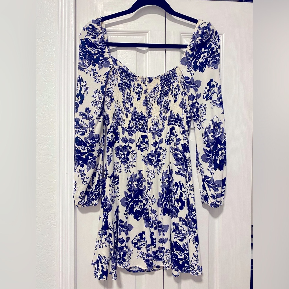 Reformation Mochi Dress - Picture 6 of 9